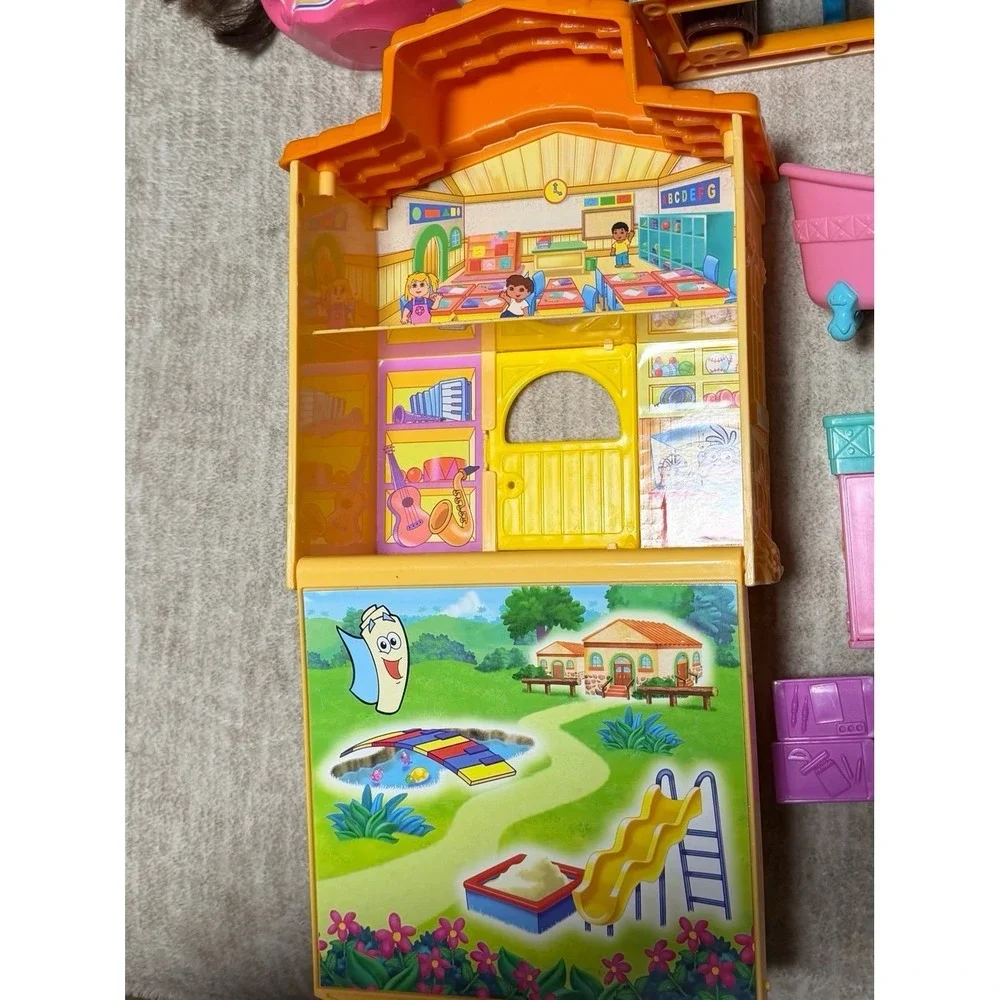 Vintage Dora the Explorer House Dollhouse Playset Lot Figures Furniture Unicorn